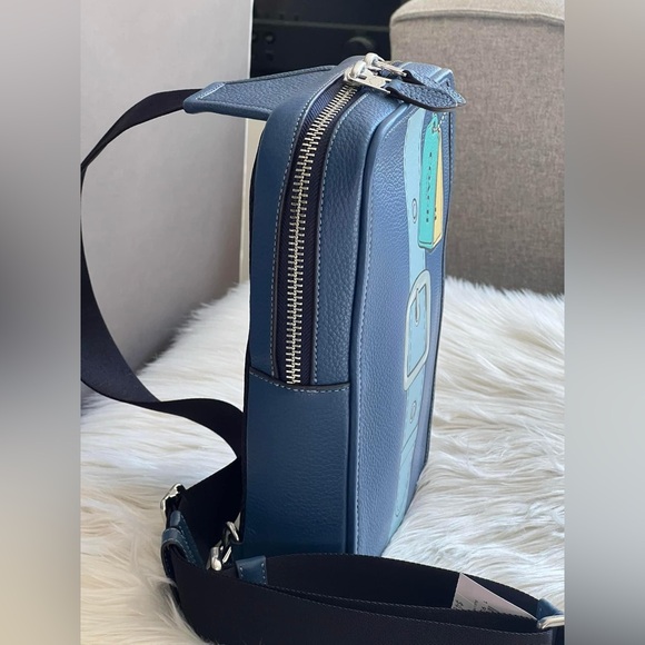 CH232 - Coach Sullivan Pack with Trompe L’oeil Print - Picture 4 of 12